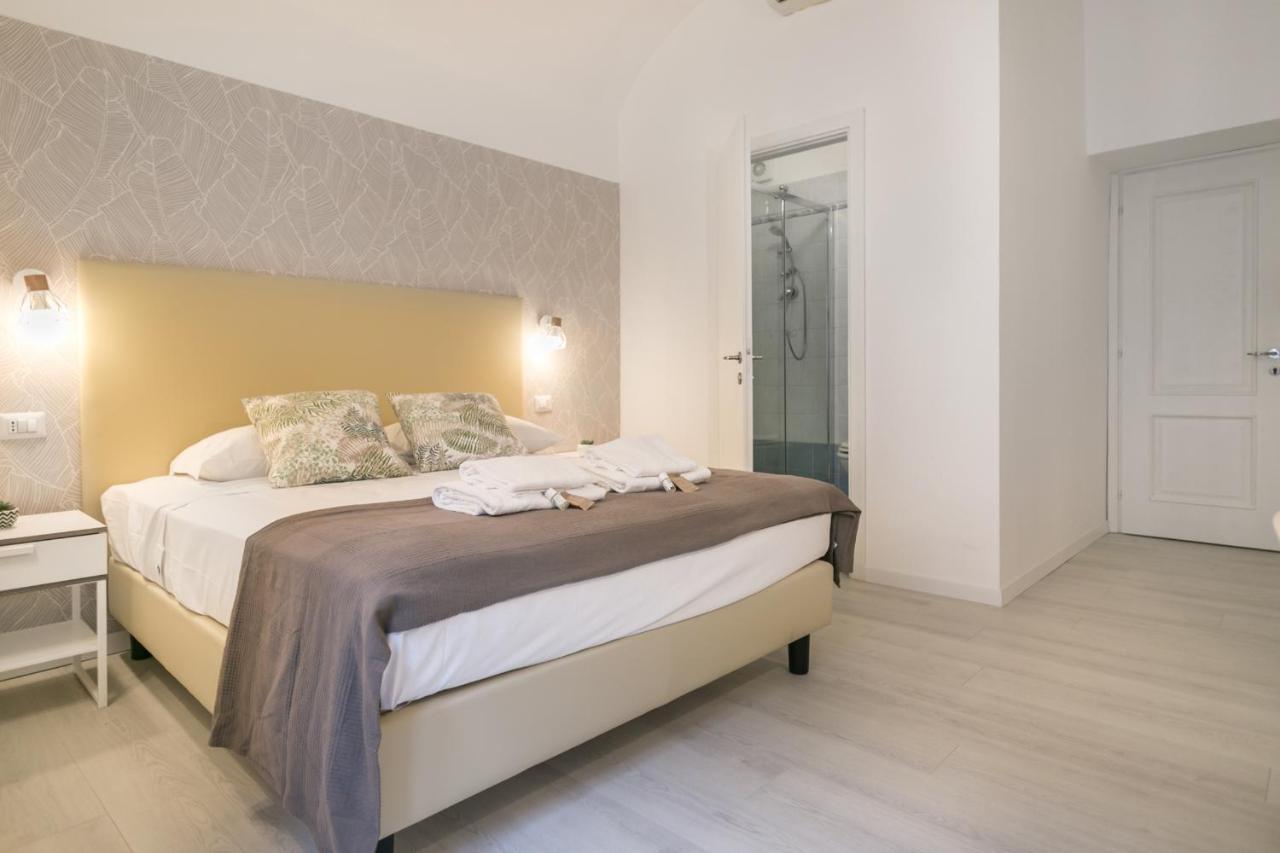 White Candia Guesthouse ローマ エクステリア 写真