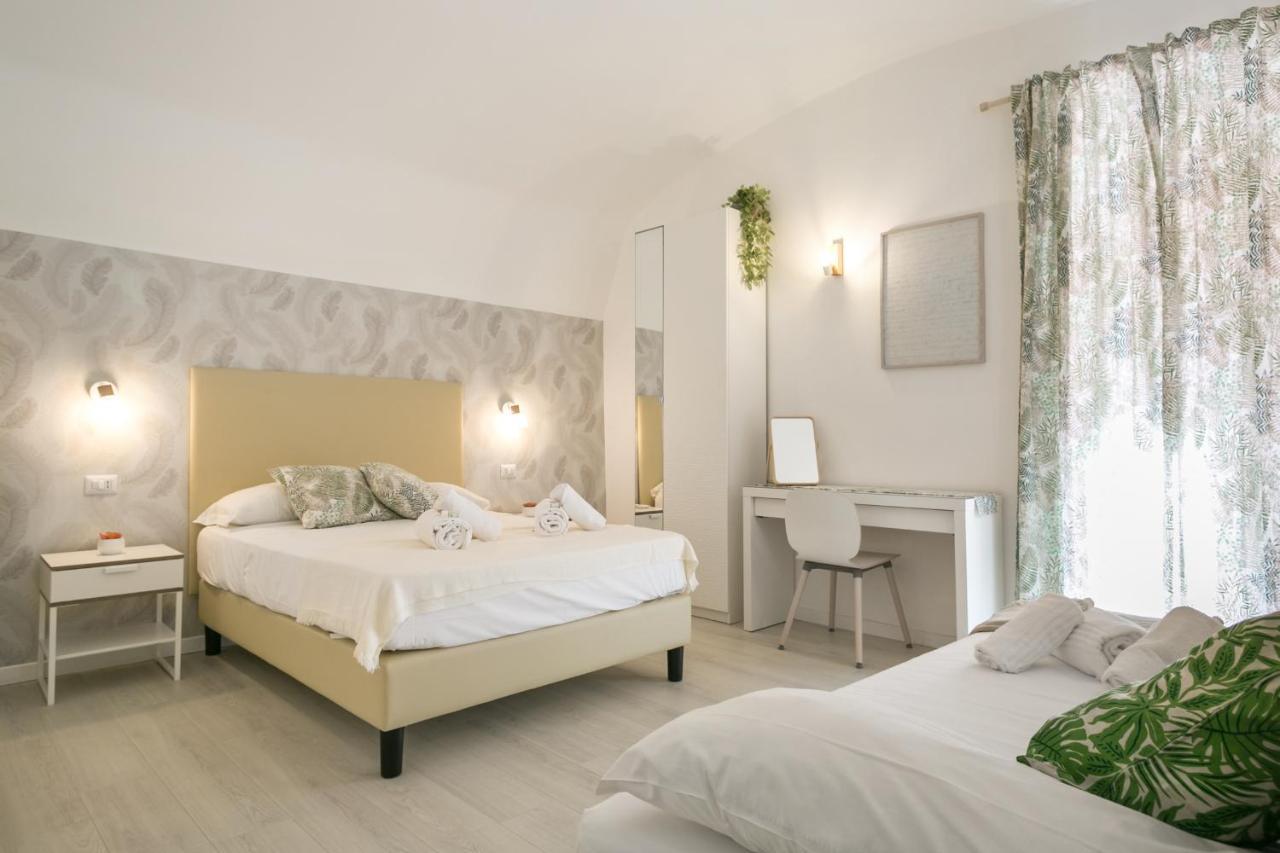 White Candia Guesthouse ローマ エクステリア 写真